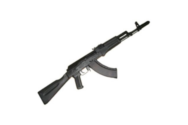 Возле здания МВД задержали мужчин с автоматами Калашникова