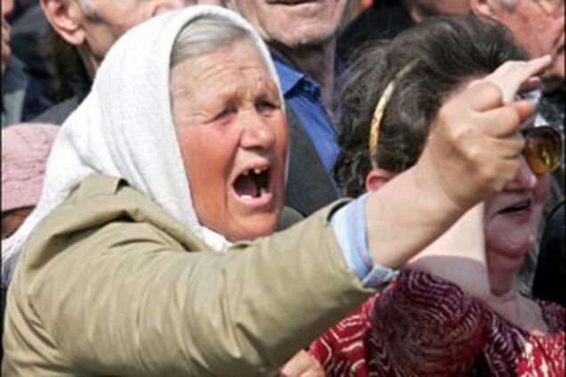 Кабмін пояснив, кому загрожує підвищення пенсійного віку