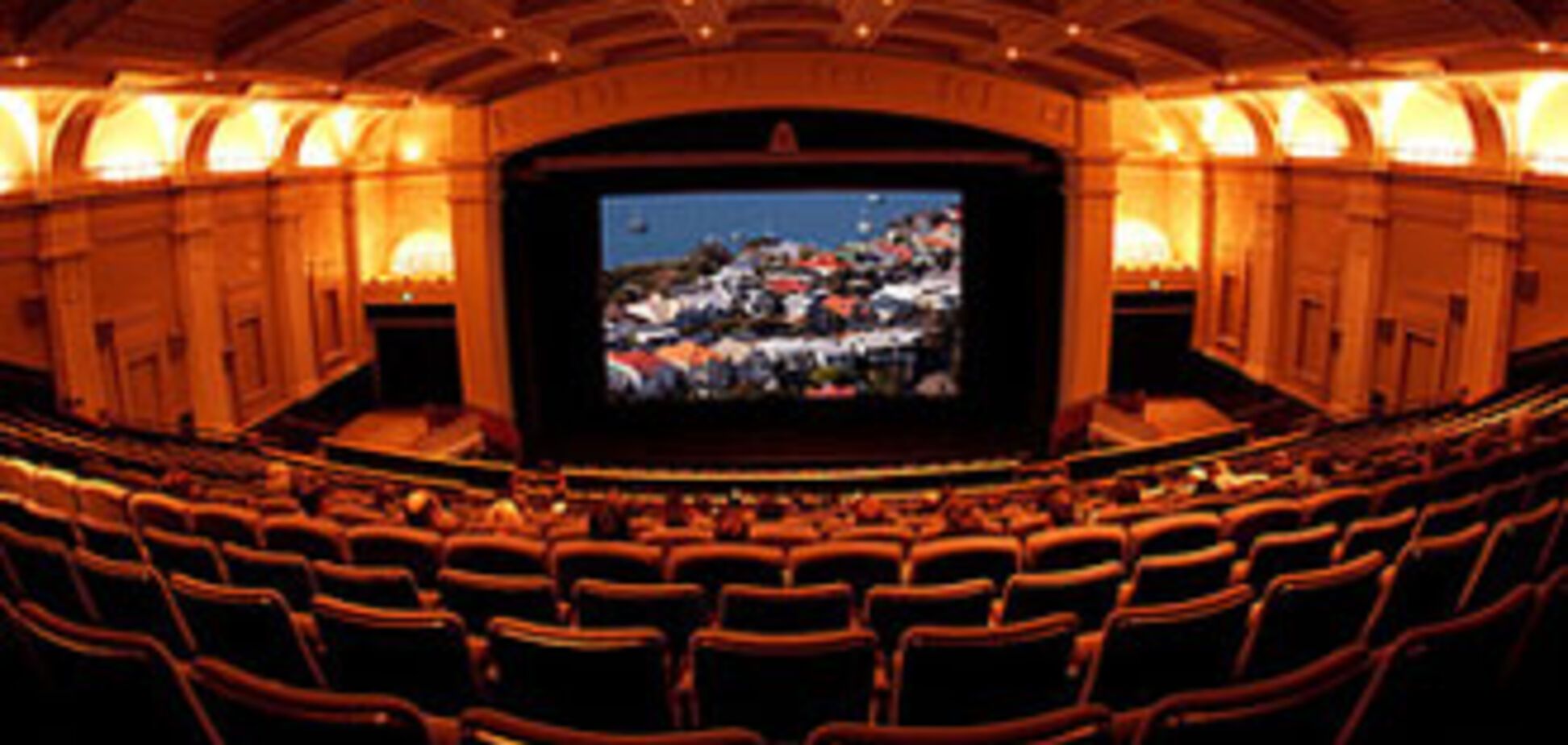 Кабмин разрешит дубляж фильмов на русский язык