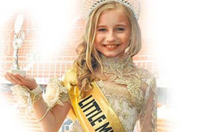 Школьница из Донецка стала 'Мини-мисс Галактика-2010'.ФОТО
