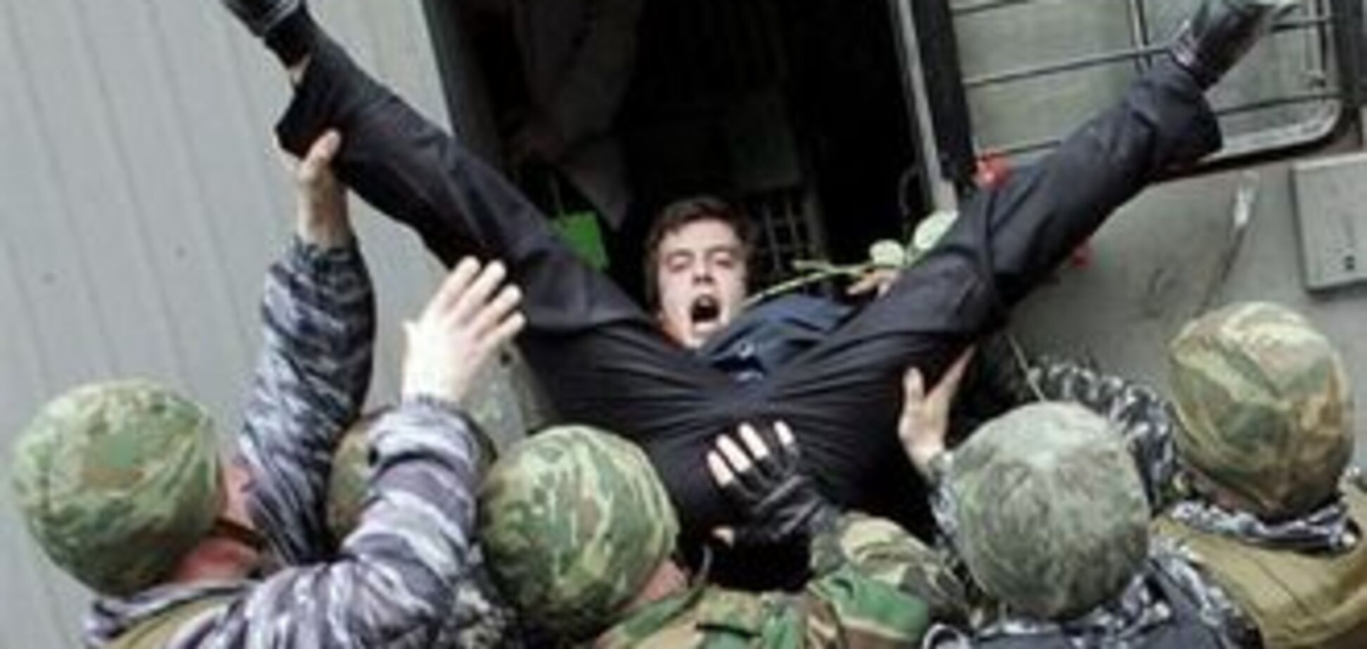 У Ризі зірвали ходу на честь вступу фашистів