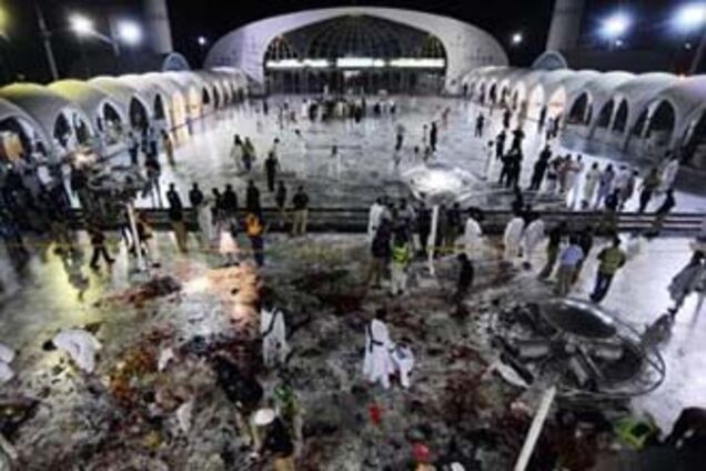 Терористи намагалися підірвати сотні віруючих