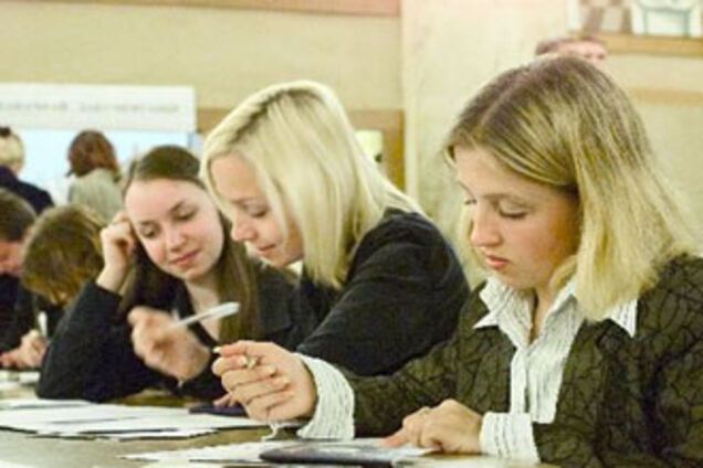 Депутаты не хотят продлевать вступительную кампанию