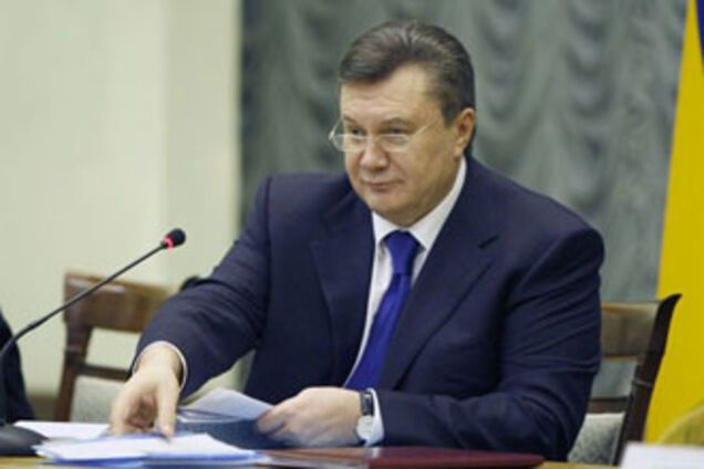 Янукович погодився повернути в школи 11-річку