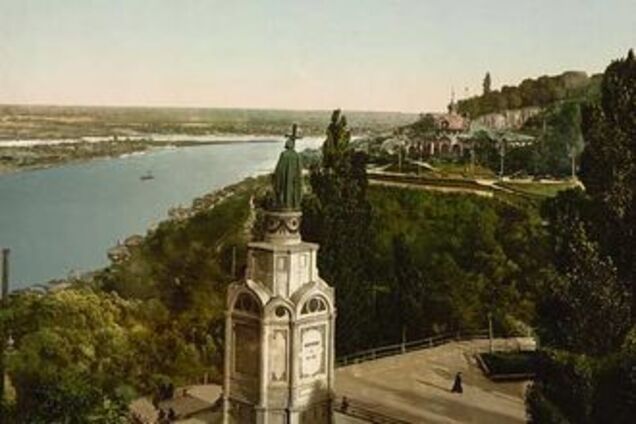 На Владимирской горке устроят Голгофу