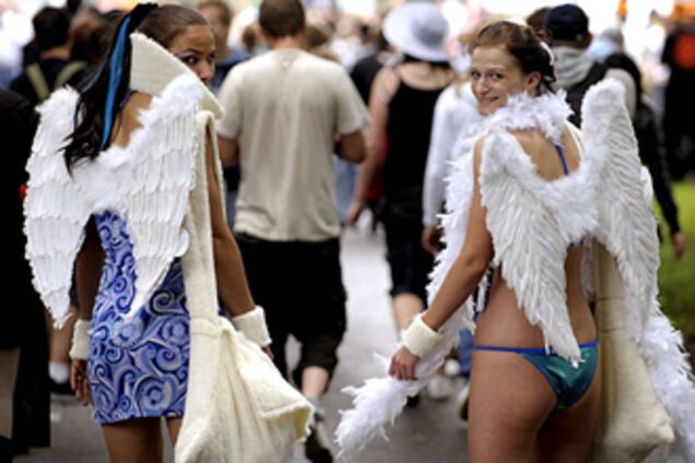 После смертельной давки Германия отказалась от Love-парадов