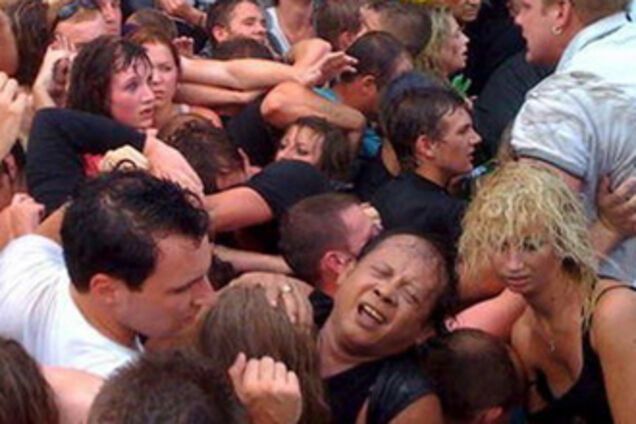 Давка на Love Parade в Германии: 19 погибших. ФОТО. ВИДЕО
