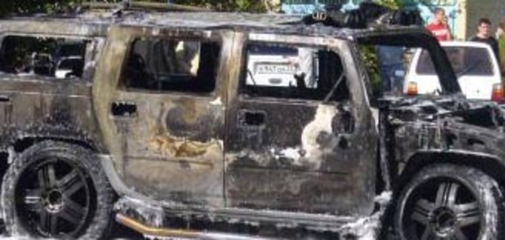 В Одесі спалили 'Хаммер' лідера анархістів України