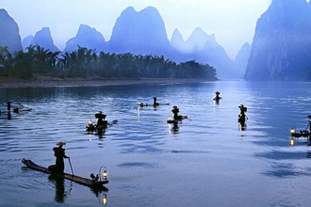 У Китаї у притоку Амура паводком змило 160 тонн хімікатів