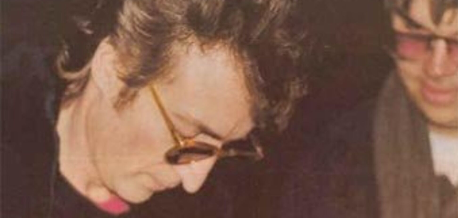 Вбивця Джона Леннона проситься на волю