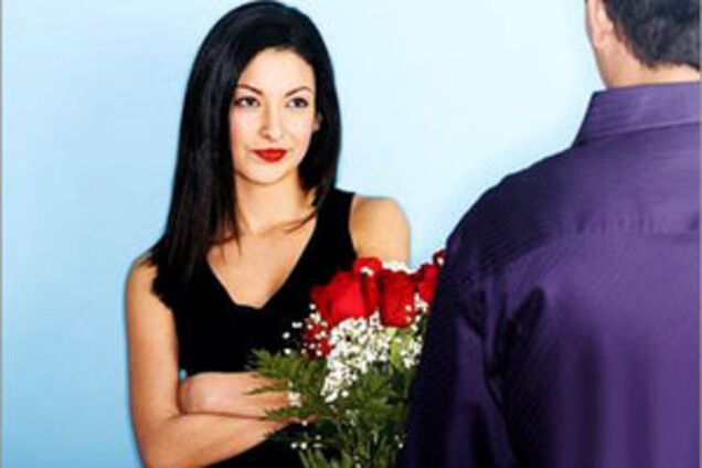 Как сделать своей любовницей чужую жену?