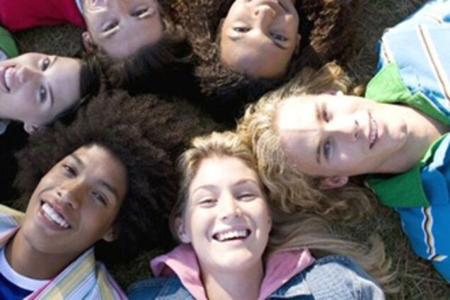 У Європі за 60 доларів на годину можна орендувати друзів