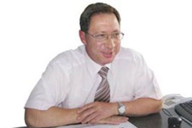 Нардеп от БЮТ Велижанский перенес свою приемную в яхт-клуб