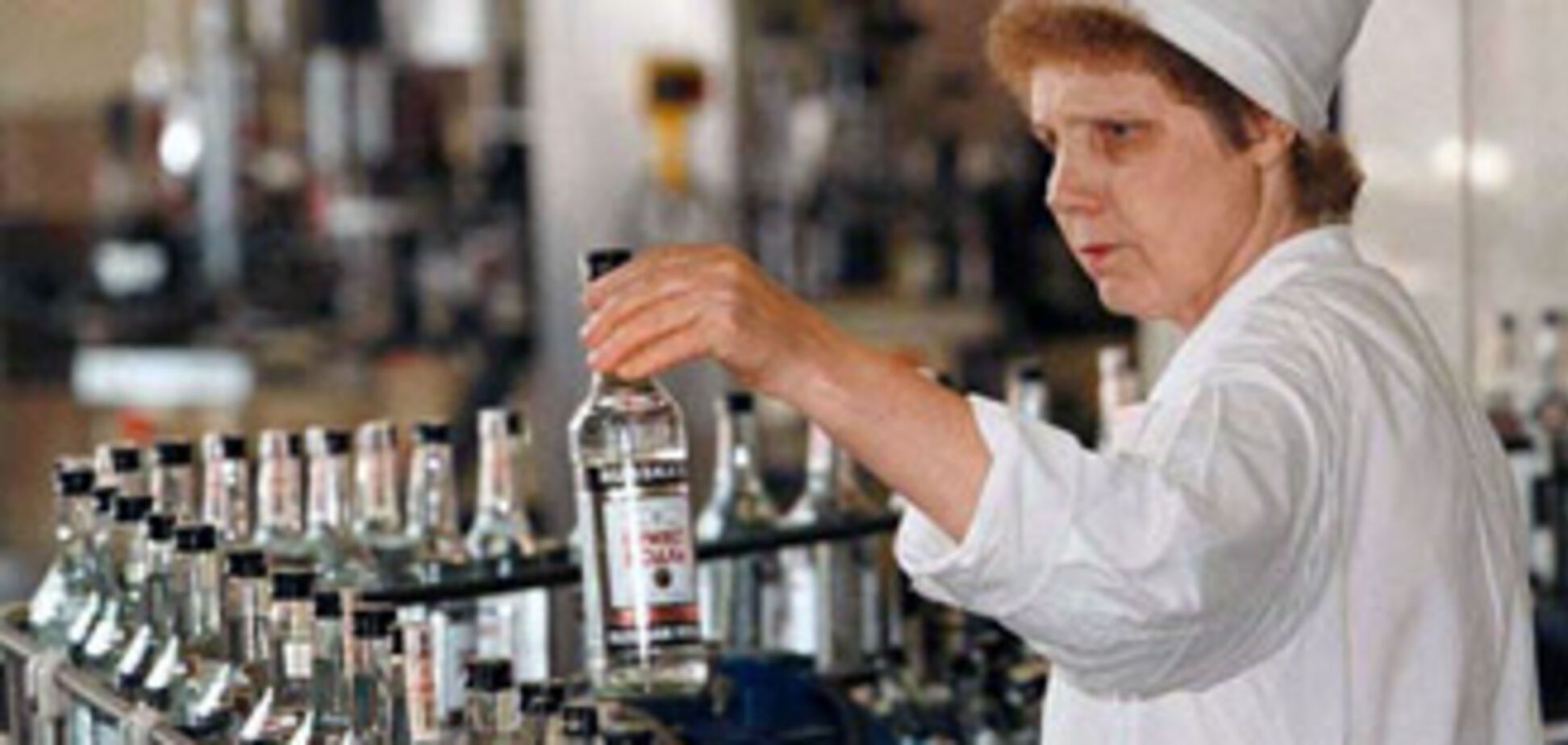 Алкоголь и сигареты снова дорожают