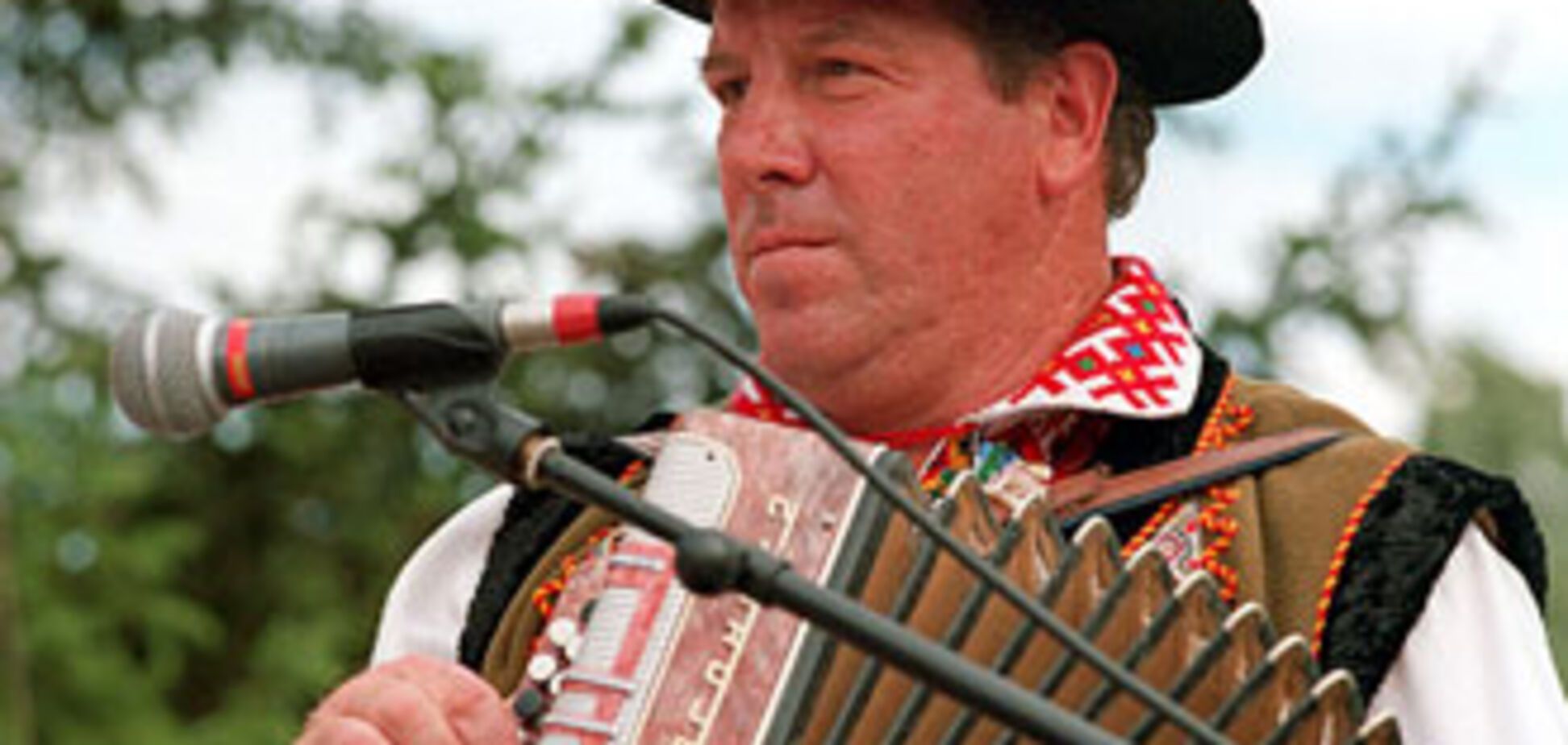 Янукович подякував бойків за збагачення культури України