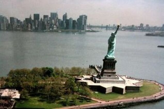 При столкновении яхт у Статуи Свободы погиб человек