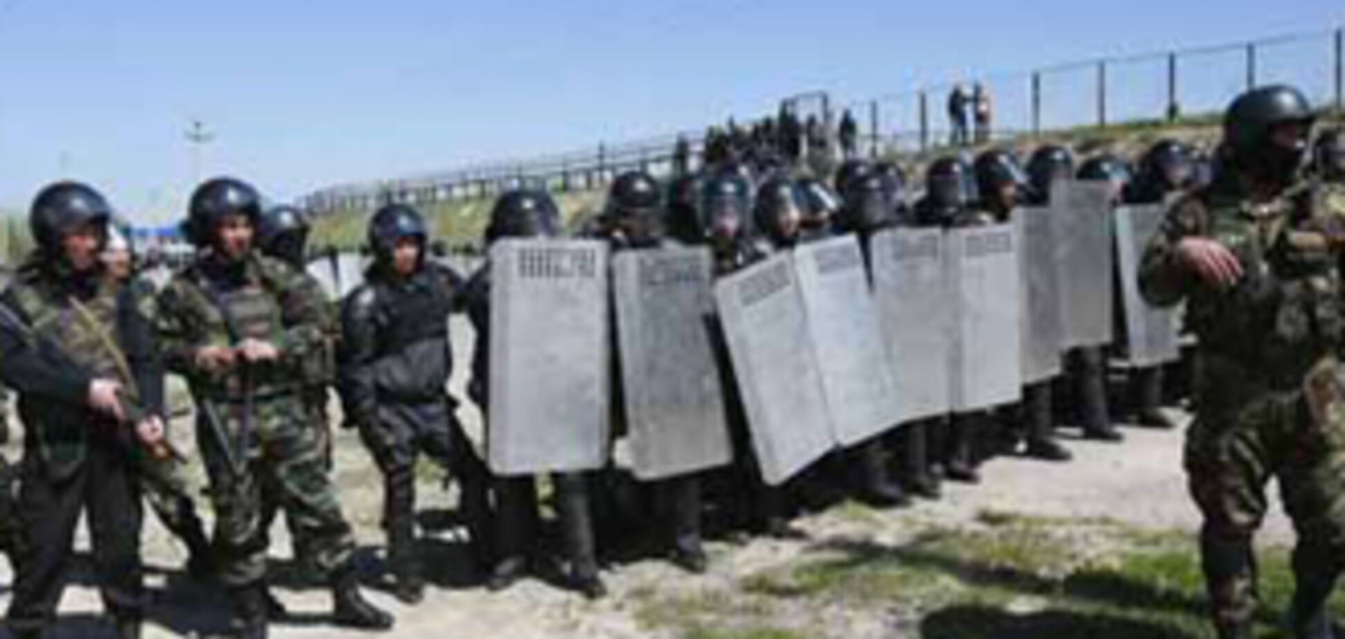 За беспорядки в Киргизии массово накажут местную милицию
