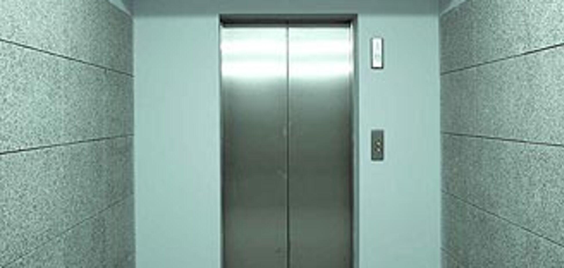 В Днепропетровске поставят лифты с компьютерным обеспечением