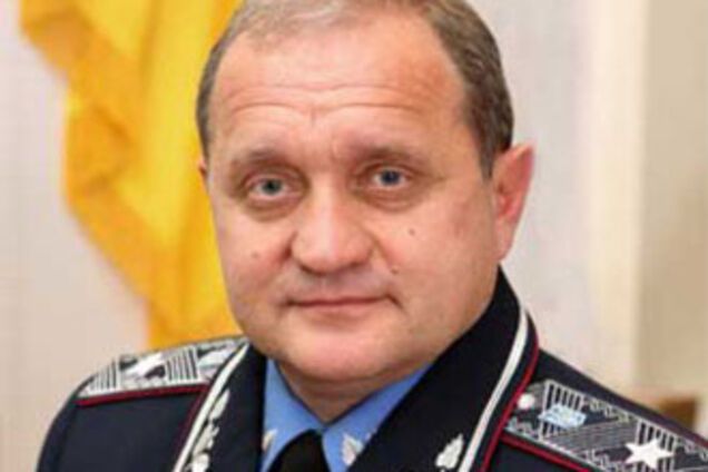 Глава МВД приказал говорить с ним только на украинском
