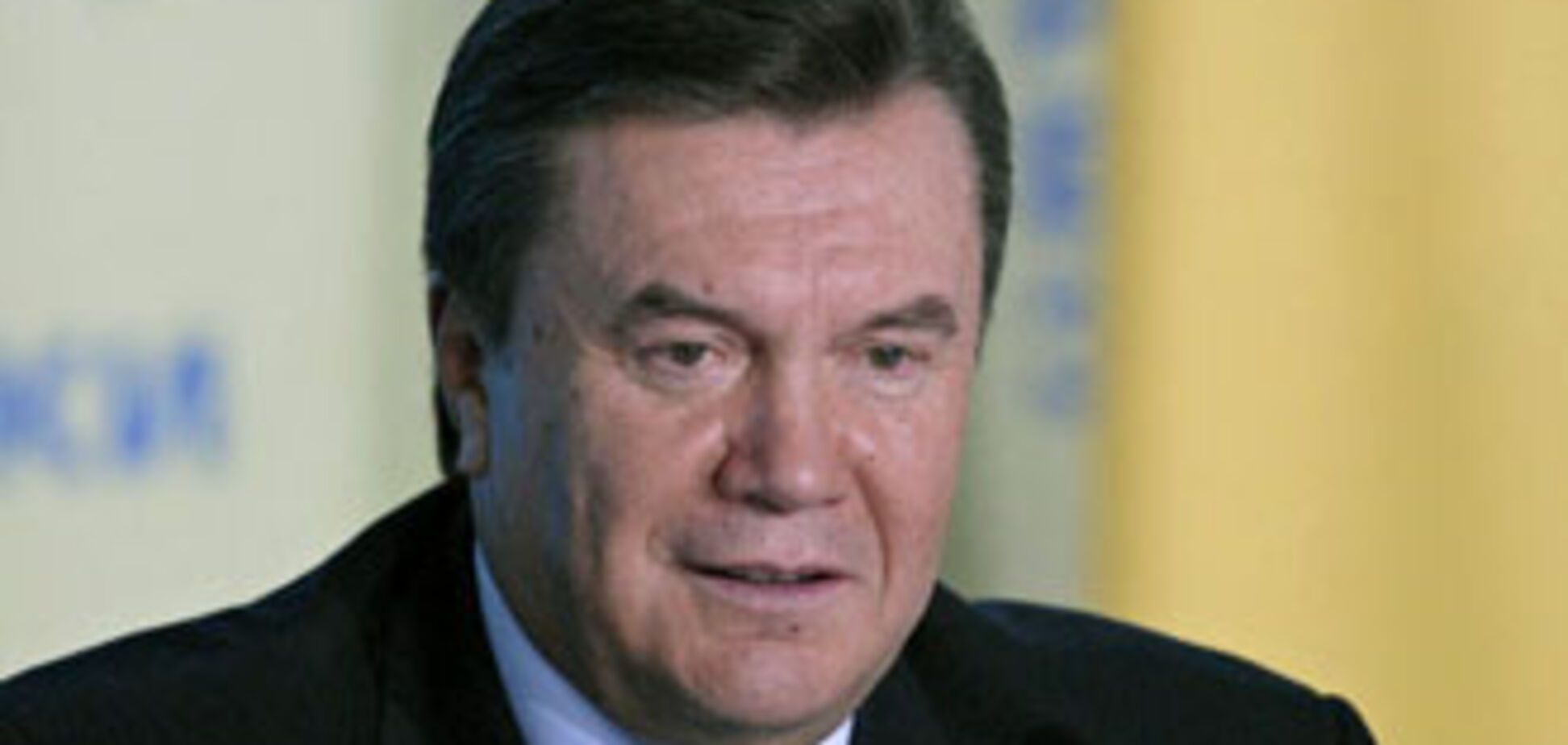 Янукович посетит Германию в конце лета