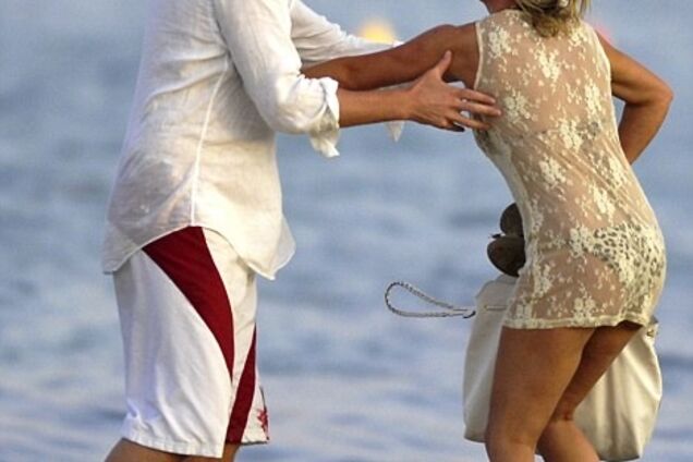 Идешь со своей подружкой и оборачиваешься вслед другой. ФОТО