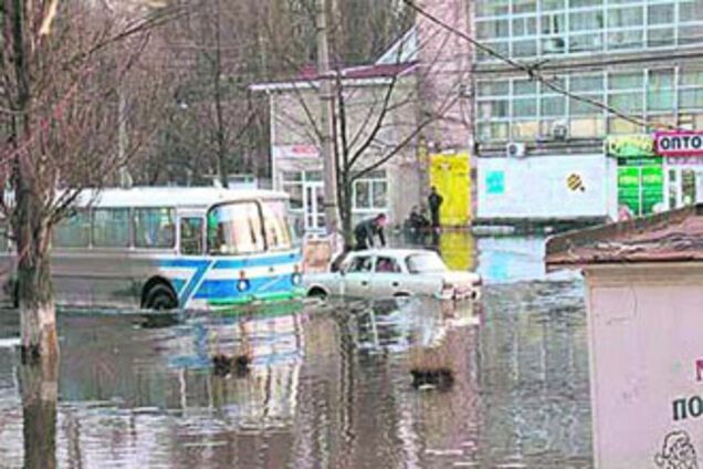 На восстановление Черновцов после паводка нужно более 25 млн