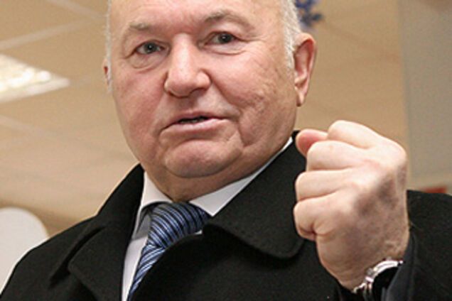 Партия Ющенко требует запретить Лужкову въезд в Украину
