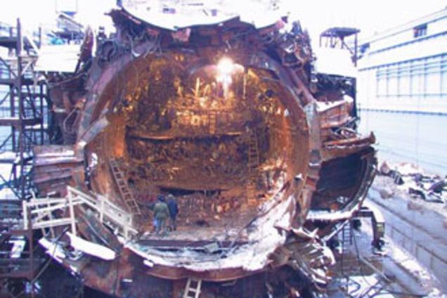 10-летие трагедии на подлодке Курск: гибель, покрытая тайной