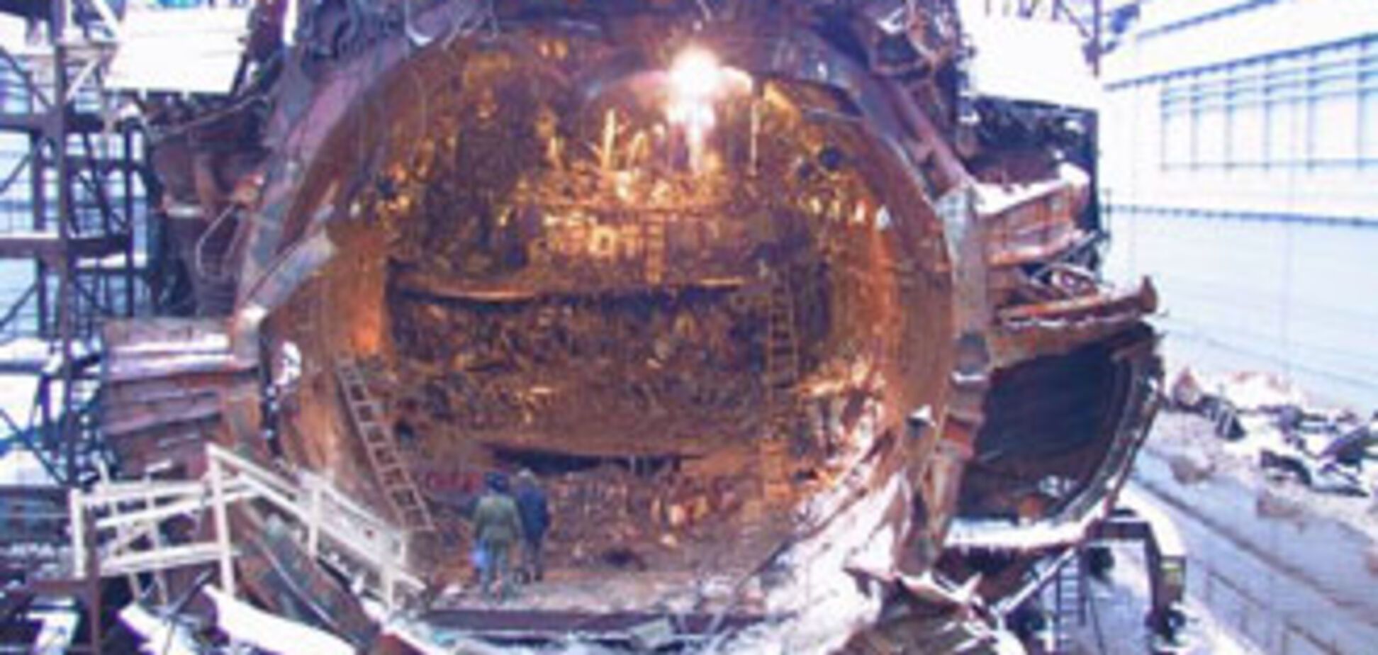 10-річчя трагедії на підводному човні Курськ: загибель, покрита таємницею