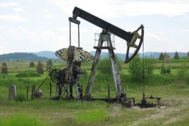 Прокуратура знайшла 70 нафтових свердловин без документів