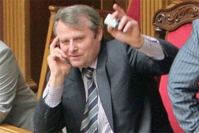 Лозинський тепер дивиться кіно про себе