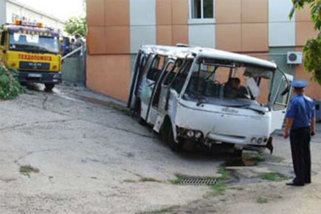 Водителя перевернувшейся в Одессе маршрутки едва не убили