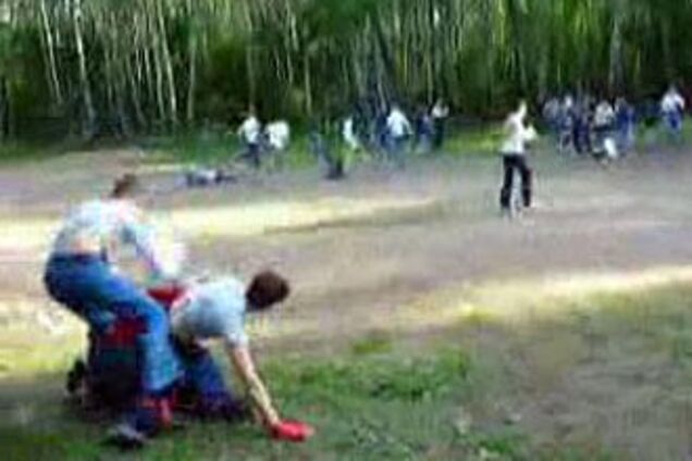 Дети устроили массовую драку в лагере отдыха