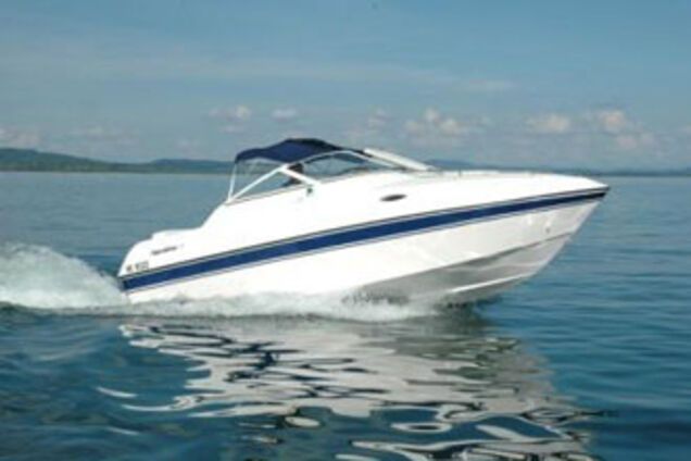 У Судаку катер налетів на катамаран з малюками