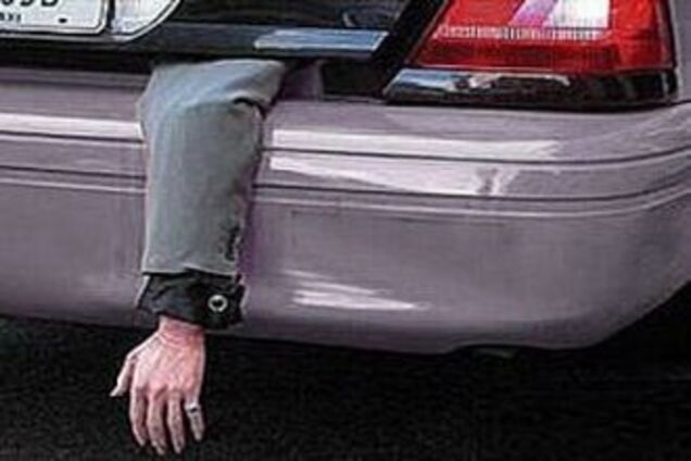 Молдавани-нелегали їдуть в Україну в багажниках