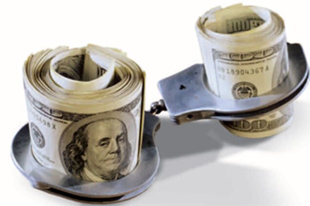 Журналіст попався на вимаганні у лікарів