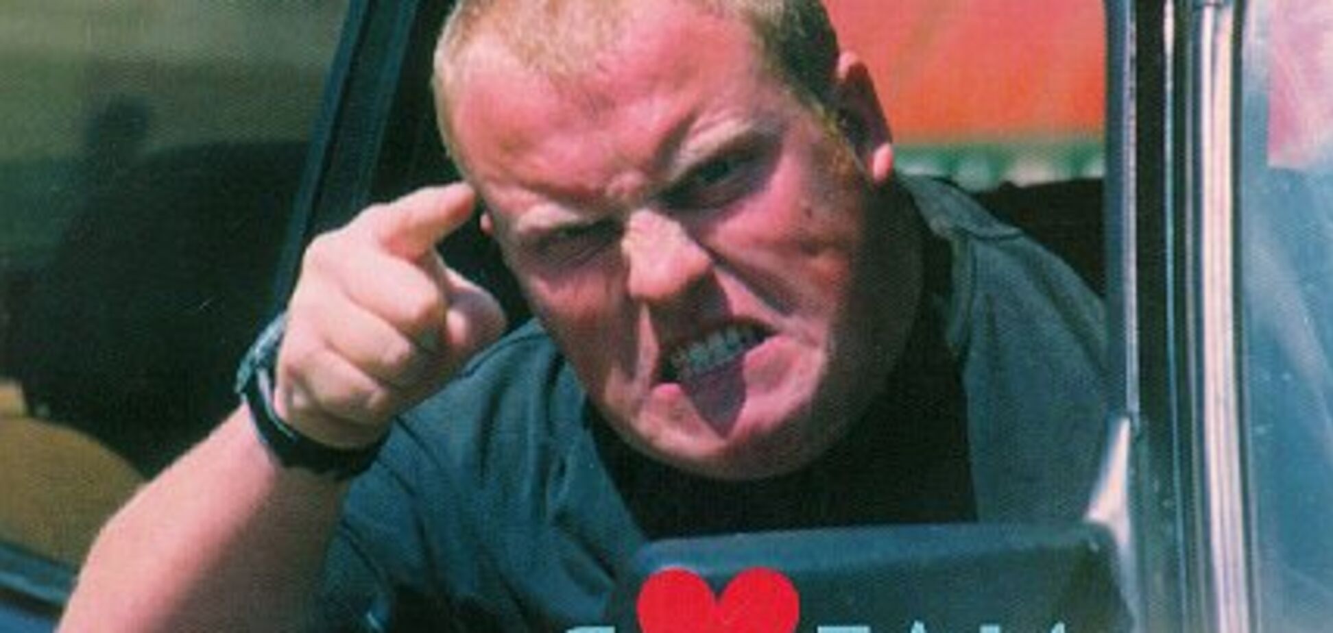 Росіянин на Lexus'e відкусив палець українському даїшнику