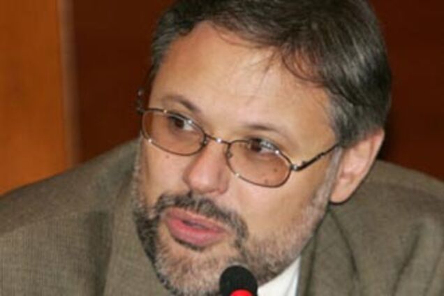 Хазин: Украинские реформаторы дальше лозунгов не идут