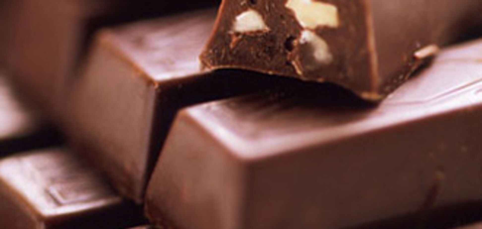 Можно ли гипертоникам есть темный шоколад?