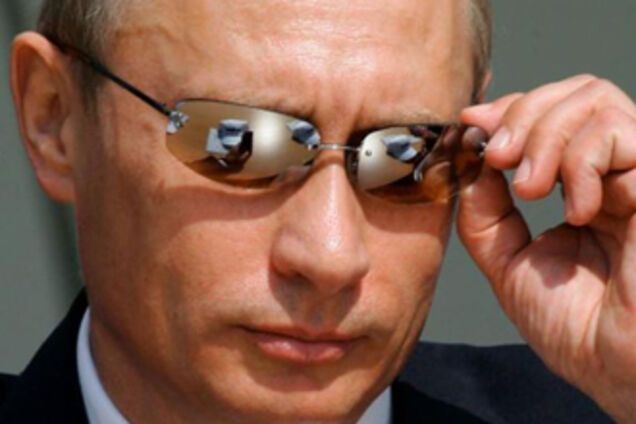 Путин рассказал, что не пользуется мобильником