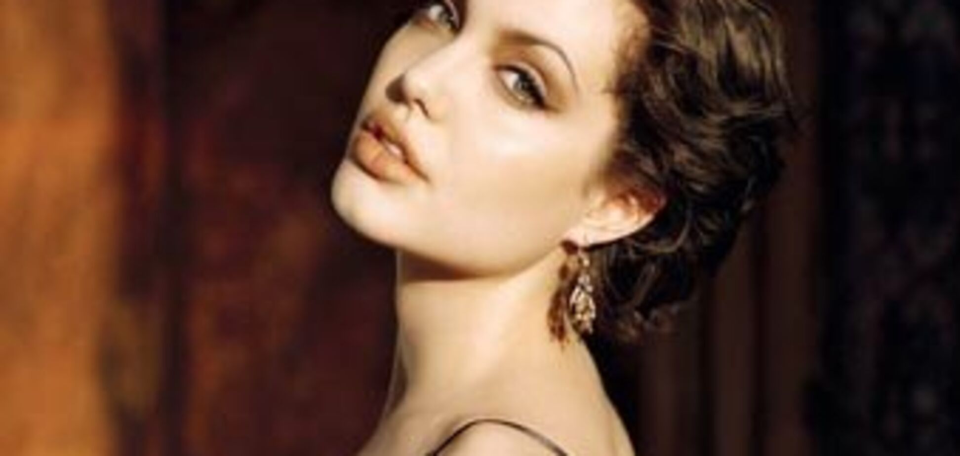 Анджелина Джоли пыталась покончить с собой
