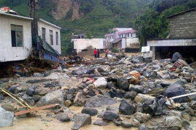 Под оползнями на северо-западе Китая погибли 65 человек