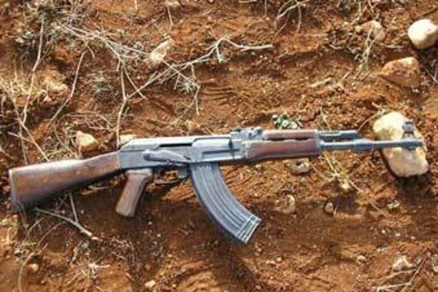 На свадьбе жених случайно расстрелял гостей из автомата