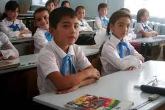 В украинских школах отменят шестидневку