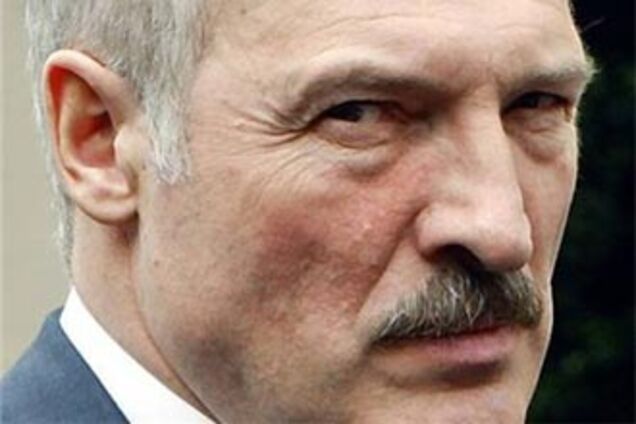 Лукашенко нашел российский след в поджоге посольства РФ