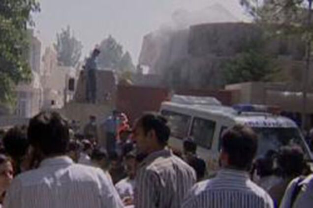 Тройной теракт в Пакистане:более 200 жертв