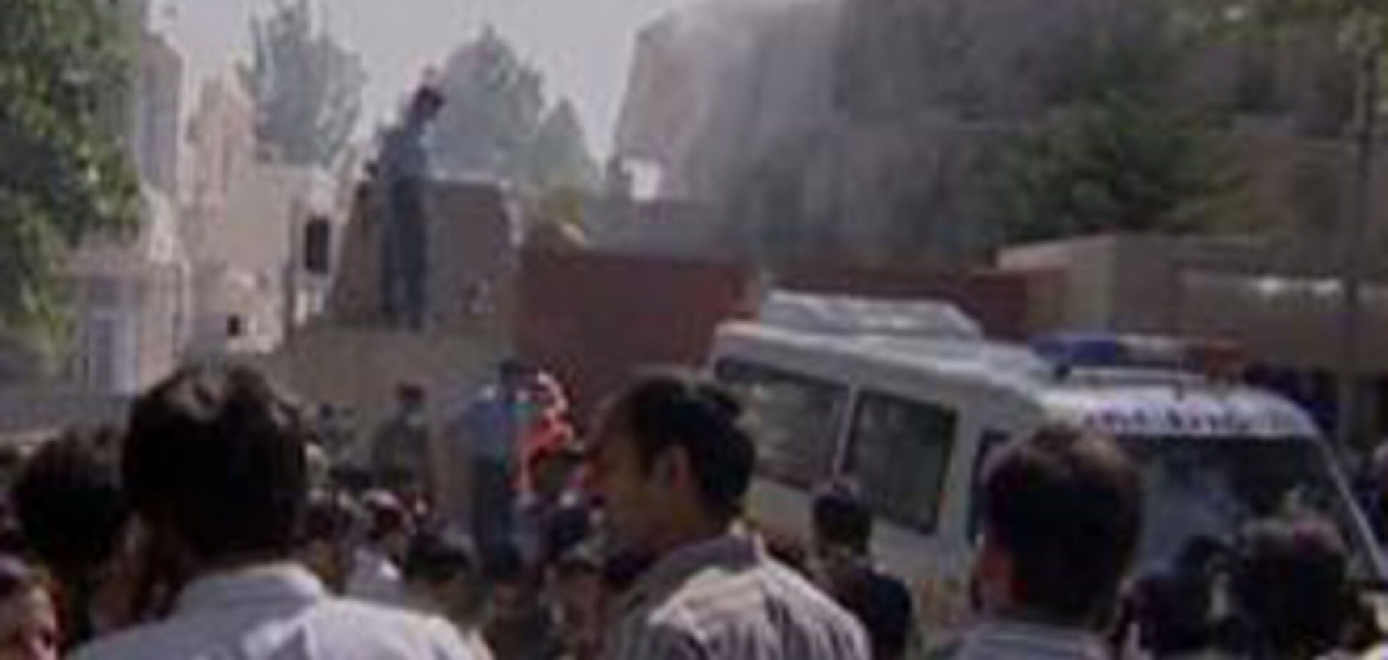 Тройной теракт в Пакистане:более 200 жертв