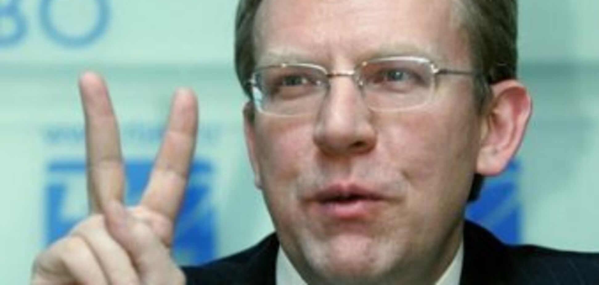 Глава Минфина РФ: надо пить и курить побольше!