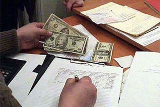 Кабмин хочет расследовать коррупцию в министерстве Мытника