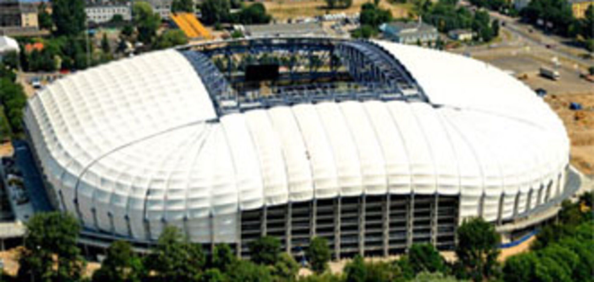 В Польше уже открыли первый стадион к Евро-2012